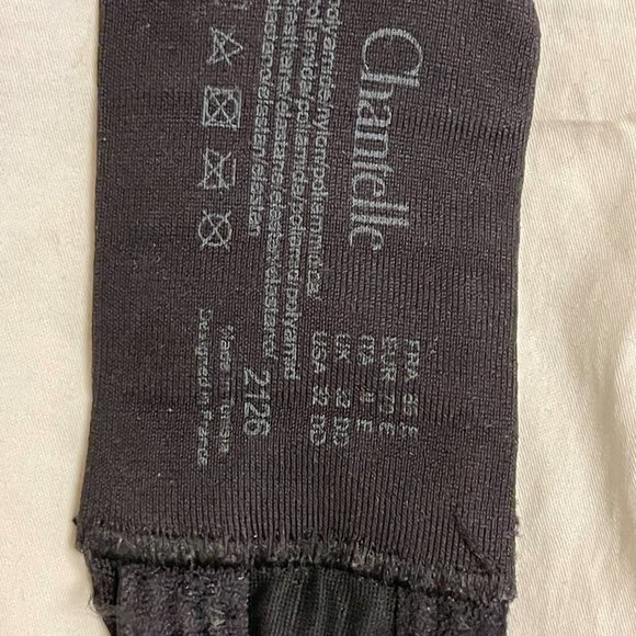 Chantelle Black T-shirt bra - Picture 3 of 3